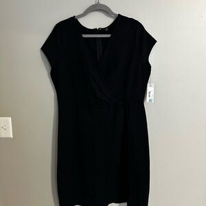 Belk Black Sheath Mini Dress V-neck Cap Sleeve